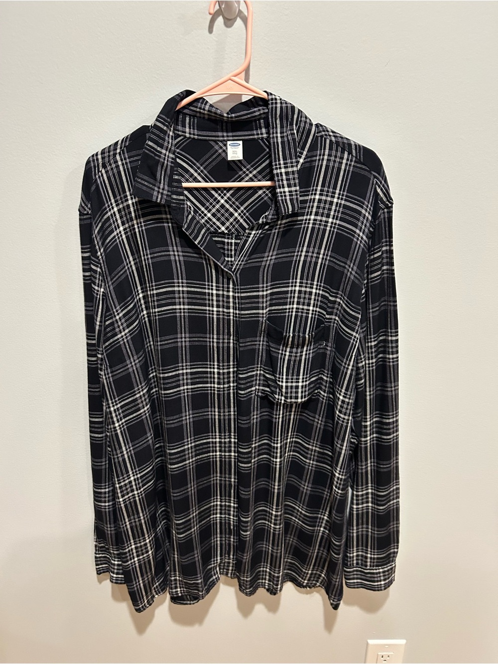 Old Navy Black and White Plaid Button-Down Shirt